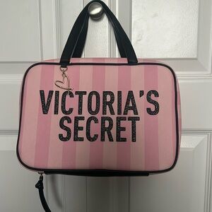 Victoria Secret Makeupbag